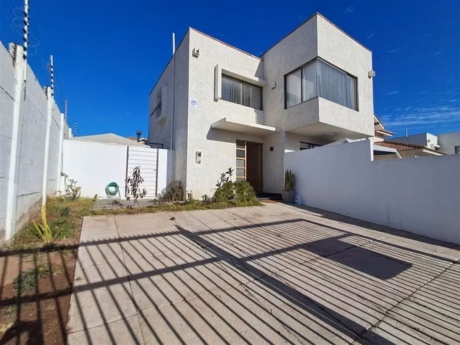 Casa El Santuario de Peñuelas 3D/2B Coquimbo