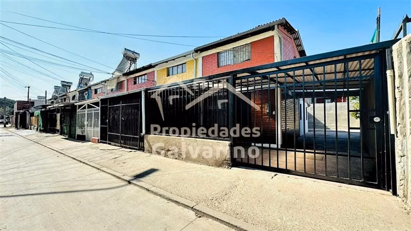 Casa en venta de 3 dorm. en Quilicura