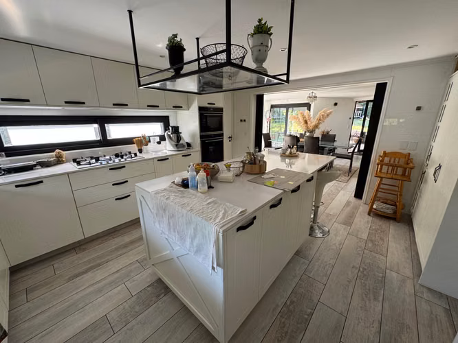 Cómoda casa recién remodelada en El Arrayán amplios dormitorios