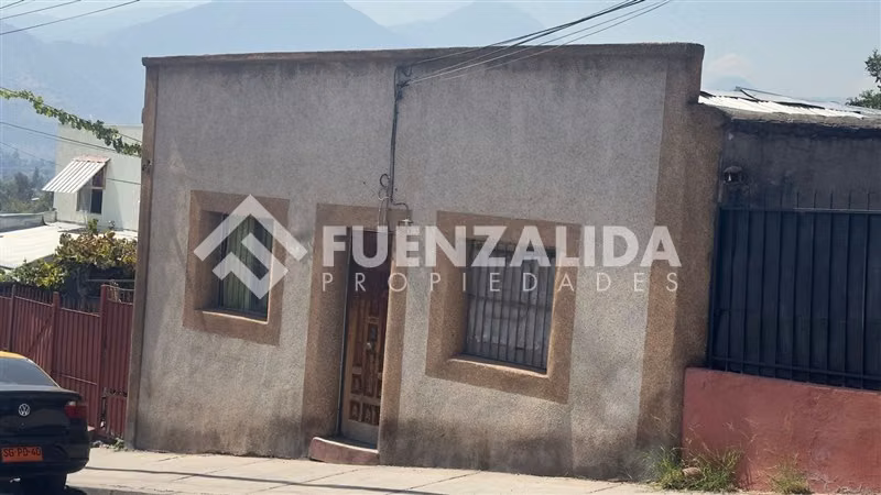 Casa en venta de 4 dorm. en Recoleta Oferta