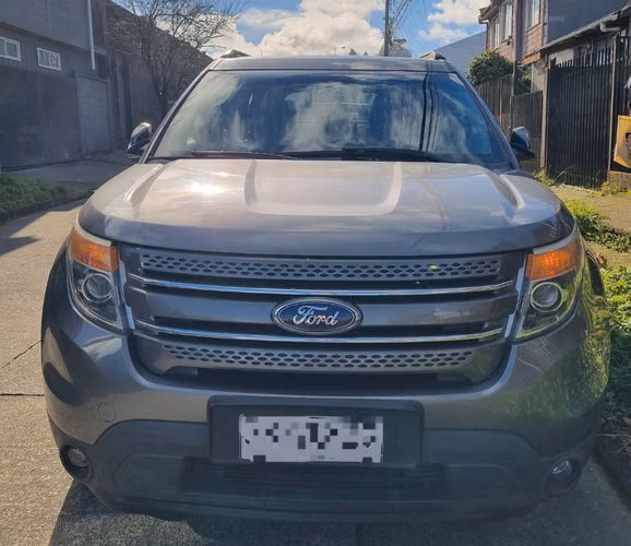 Se vende Jeep Ford Explorer Limited 4x4