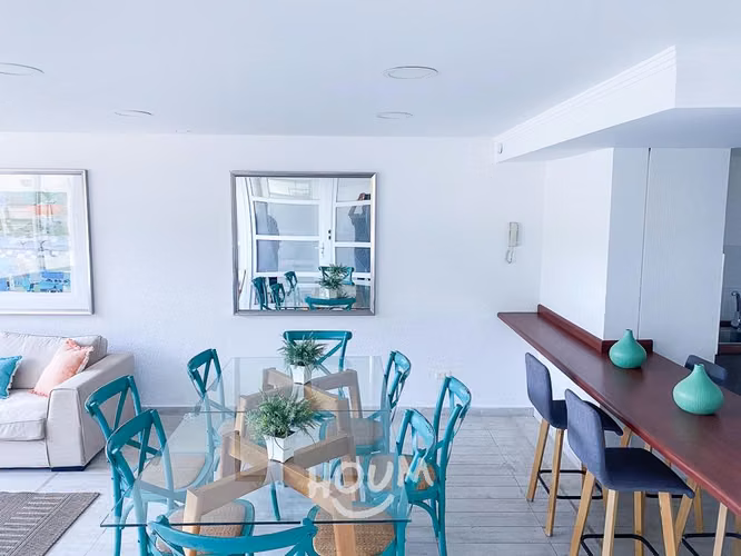Departamento en Avenida Cornisa
