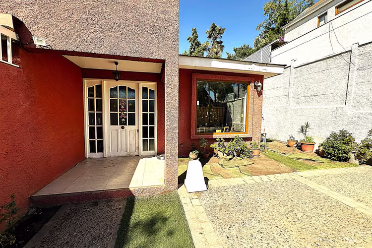 NUEVO PRECIO! EXCELENTE CASA  5 DORM Y PISCINA  (160252) - Imagen 2