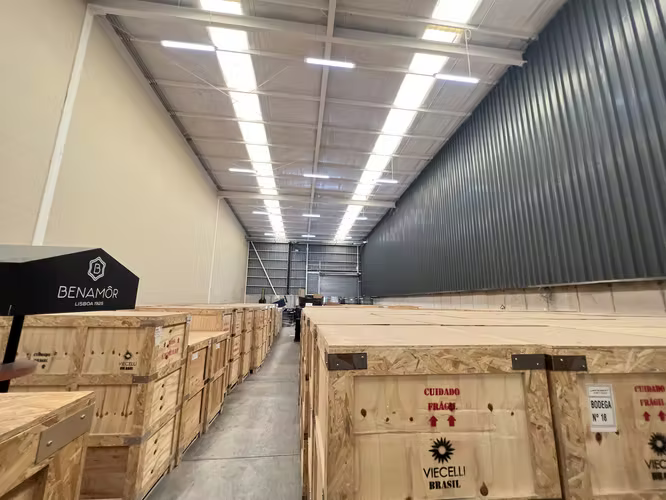 ARRIENDO BODEGA CON OFICINA DE 544 M2 EN CONDOMINIO RENCA