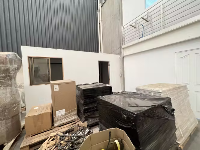 ARRIENDO BODEGA CON OFICINA DE 544 M2 EN CONDOMINIO RENCA