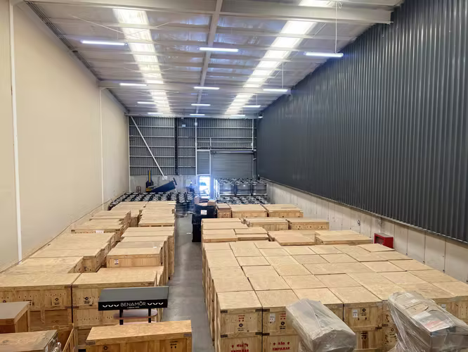 ARRIENDO BODEGA CON OFICINA DE 677  M2 EN CONDOMINIO RENCA - Imagen 23