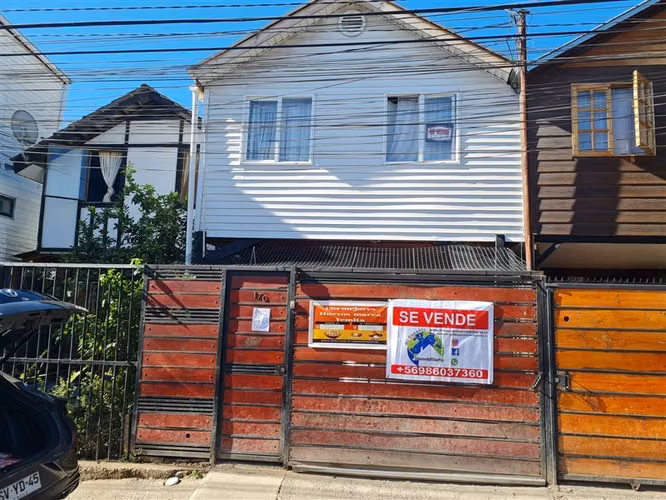 Casa en venta de 4 dorm. en San Bernardo