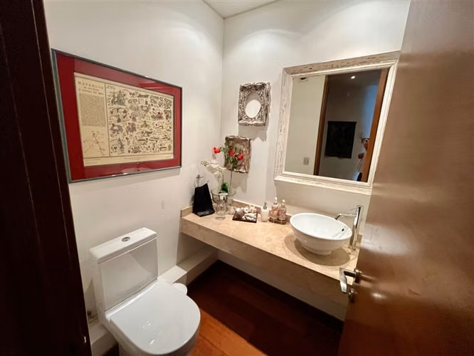 Exclusivo departamento en venta de 4 dorm. en Las Condes