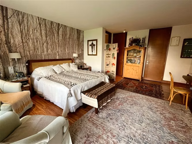 Exclusivo departamento en venta de 4 dorm. en Las Condes