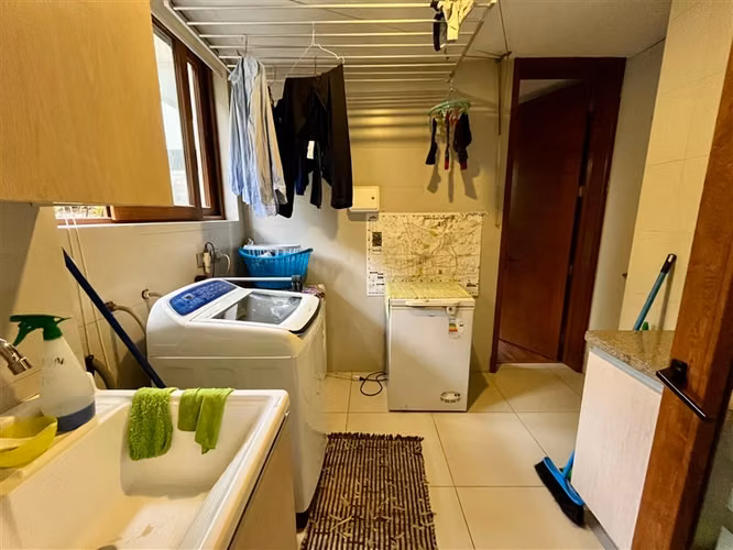 Exclusivo departamento en venta de 4 dorm. en Las Condes