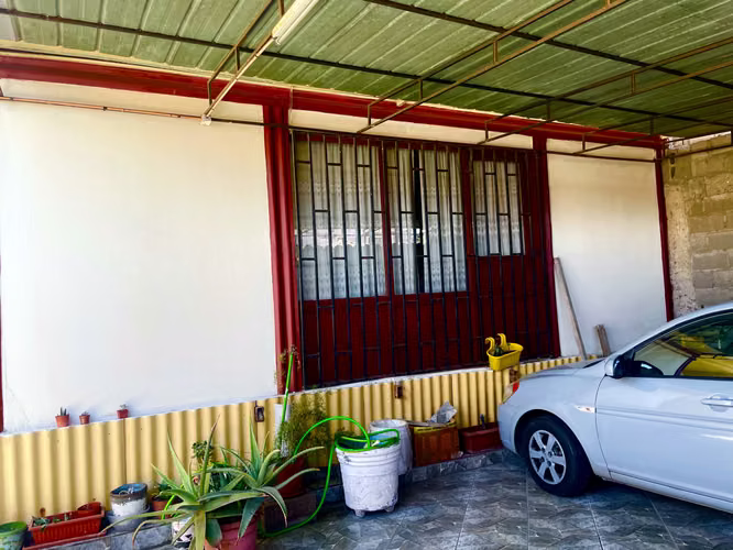Casa en Venta en Arica | 4 Dormitorios en Población Baquedano