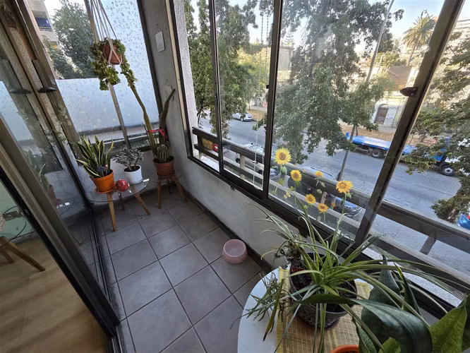 DEPARTAMENTO Av. España / barrio Universitario/ Metro Republica