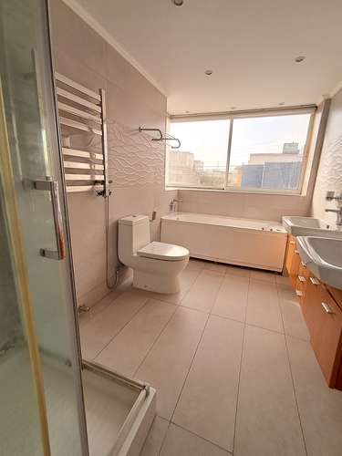 VENTA AMPLIA CASA CON EXCELENTE PLUSVALÍA SECTOR NORTE - Imagen 8