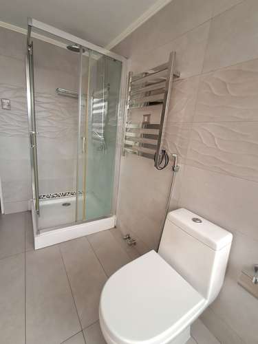 VENTA AMPLIA CASA CON EXCELENTE PLUSVALÍA SECTOR NORTE - Imagen 9