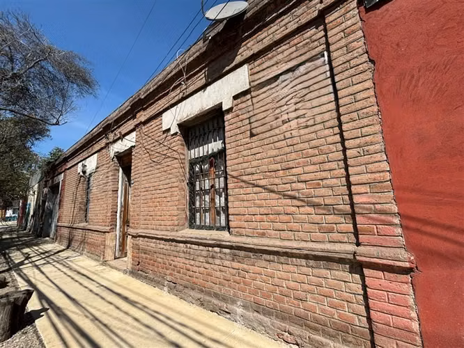 SE VENDE PROPIEDAD CON PROYECCION, CON AMPLIO TERRENO 731MT2