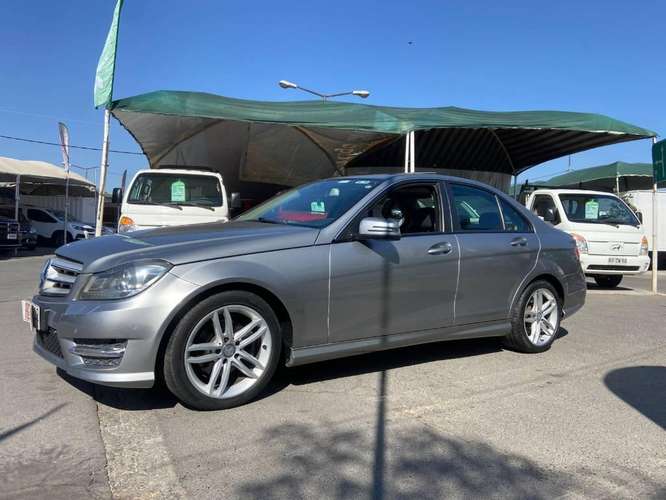 Mercedes Benz C220 Diesel 2014