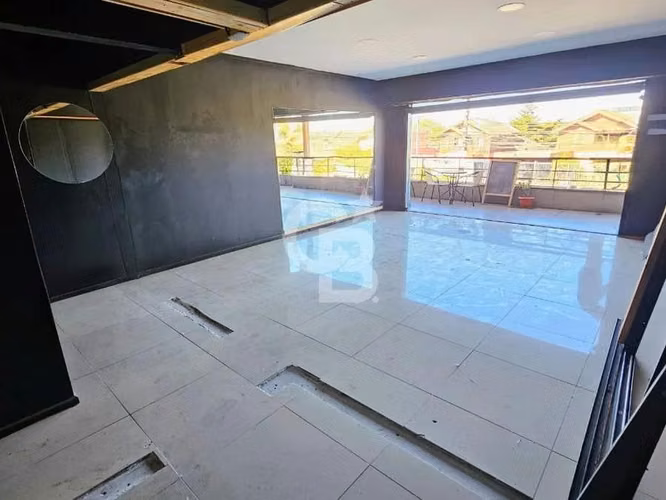 Locales en arriendo | Strip Huertos Familiares