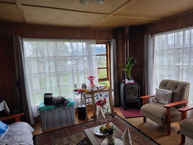 Casa Amplia y Moderna en Sector Tranquilo (160982)
