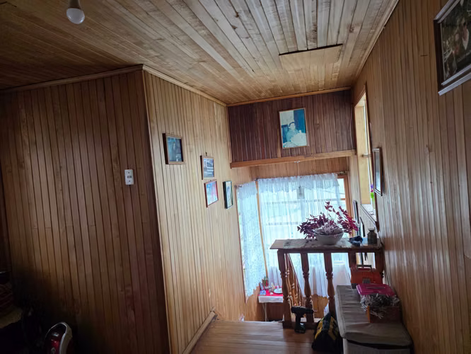 Casa Amplia y Moderna en Sector Tranquilo (160982)
