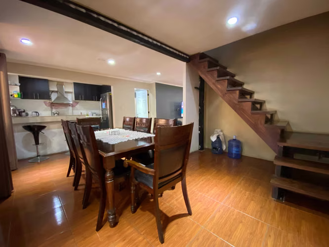 Espaciosa Casa Familiar en Zona Tranquila (161036) - Imagen 7