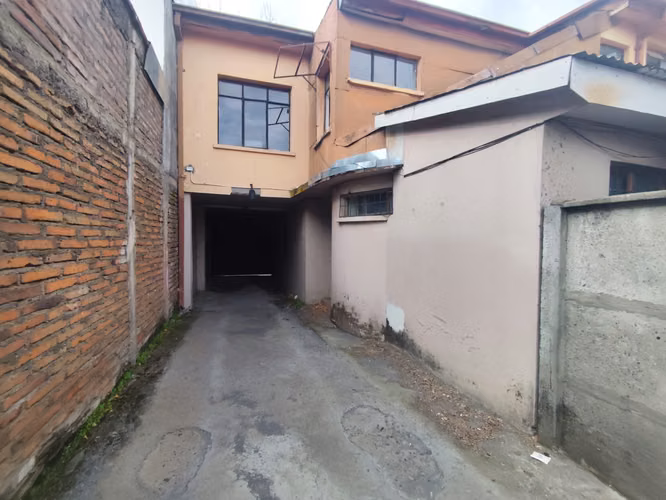 EN ARRIENDO CENTRICA PROPIEDAD EN CHILLAN