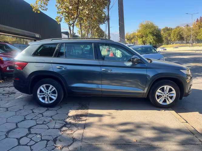 SKODA KODIAQ 1.4 TSI DSGL 2021 3 CORRIDAS FULL