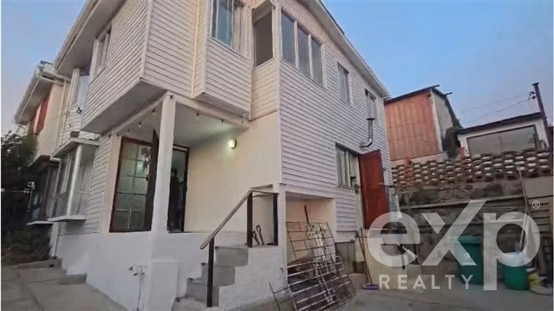 Venta casa 4d 2b cerca univ Sta Maria