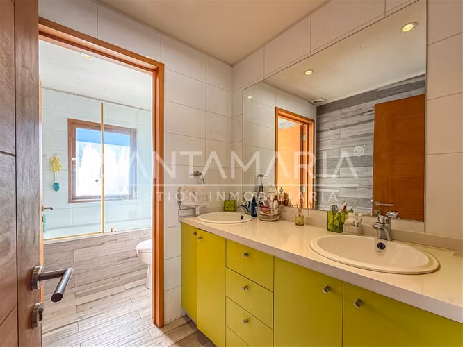 Casa en venta de 4 dorm. en El Venado, San Pedro de la Paz