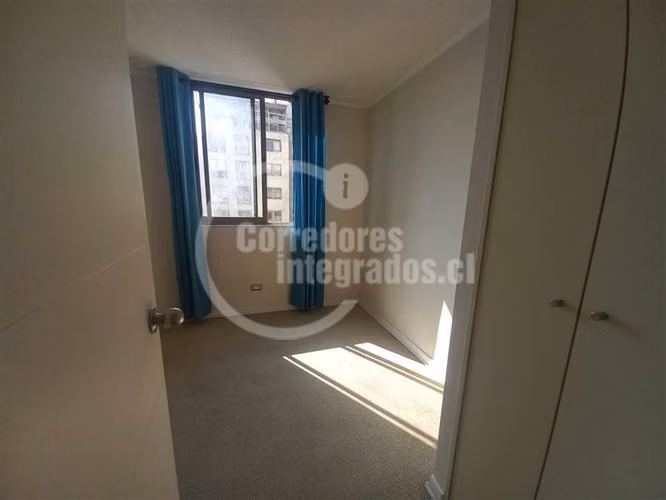 Depto.en venta de 2 dorm. amplio,2 baños, bodega en Santiago
