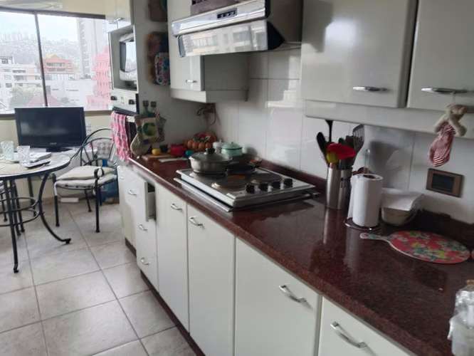 Confort y Estilo en Amplio Departamento (161120)