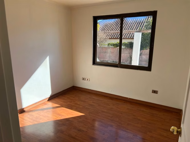 CASA Casa en VENTA o ARRIENDO en Machalí, Rancagua, Condominio Puerta del Alba