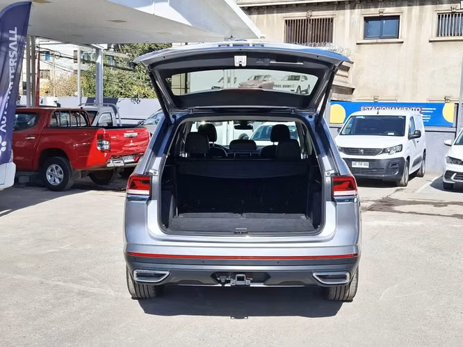 VOLKSWAGEN ATLAS 2024