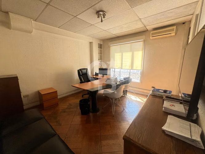 Oficina en Edificio clásico con Excelente Ubicación.CBG