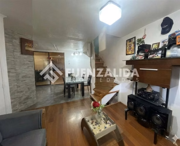 Casa en venta de 3 dorm. en Maipú