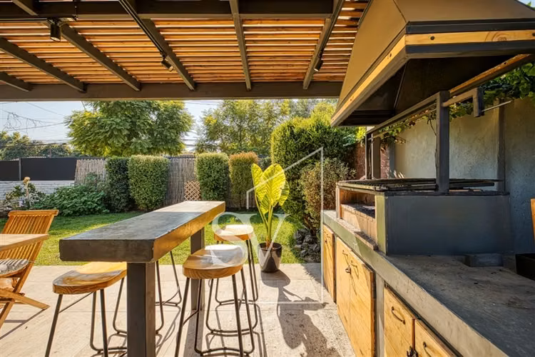 Espectacular casa muy espaciosa, remodelada el año 2023