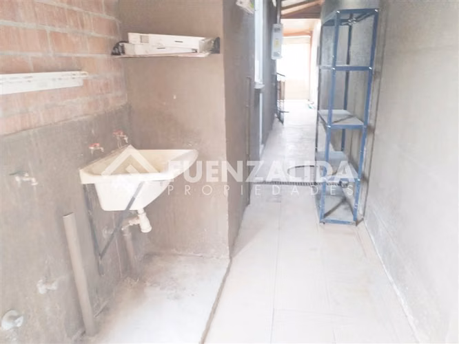 Arriendo Casa 3 D - 3 B - 3 Estacionamientos ( Buin )