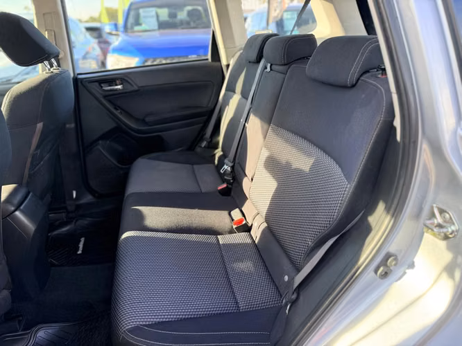 SUBARU FORESTER XS