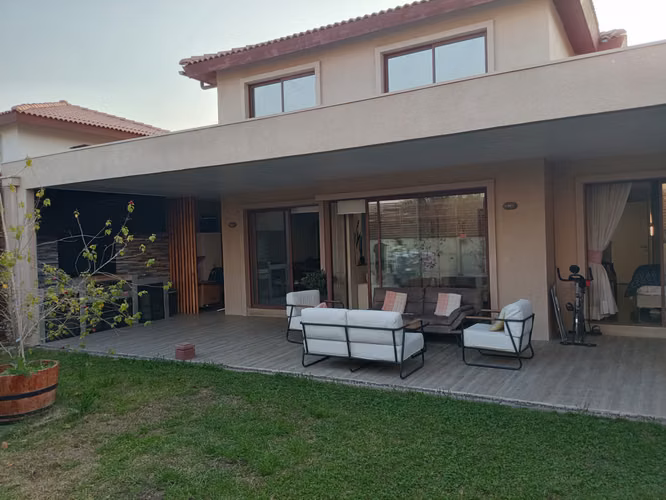 LINDO HOGAR SOLIDO Y SEGURO EN CONDOMINIO VIGILANCIA 24/7