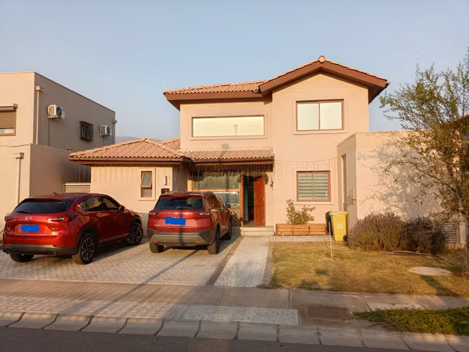 LINDO HOGAR SOLIDO Y SEGURO EN CONDOMINIO VIGILANCIA 24/7 - Imagen 3