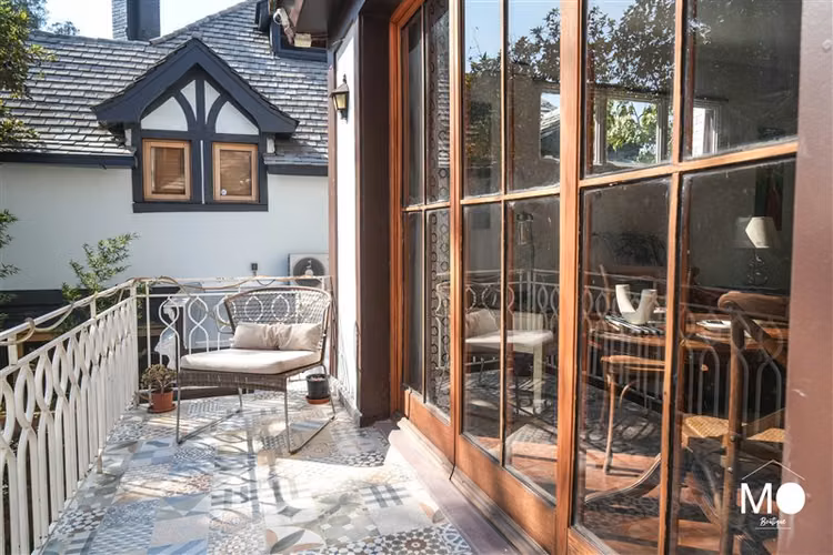 Gran Casa Estilo Tudor Remodela en Providencia - Imagen 18