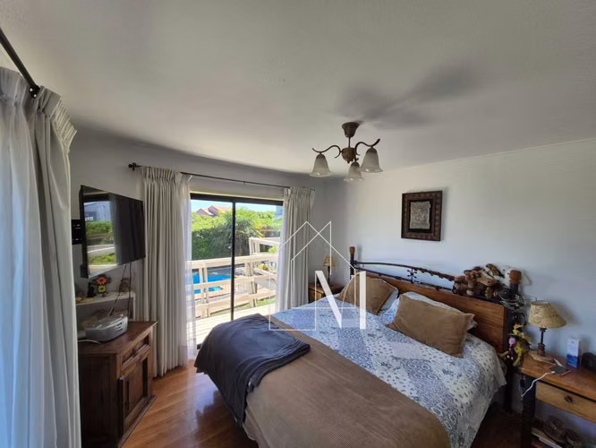 Casa Luminosa Ideal para Inversión (161377)