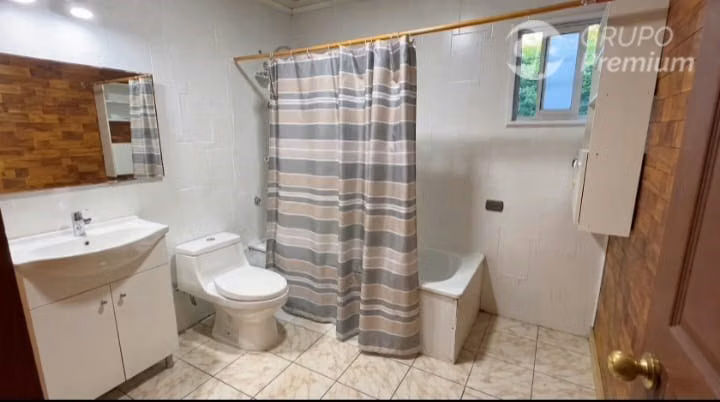Casa en venta de 4 dorm. en San Nicolás