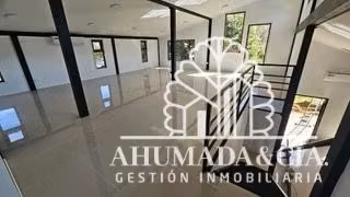 Oficina en arriendo en Cisnes