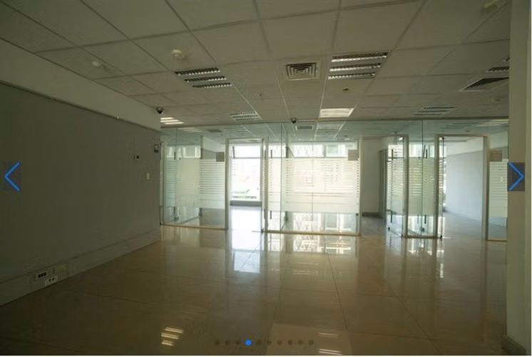 Arriendo OFICINA en Edificio Patio FOSTER en Las Condes