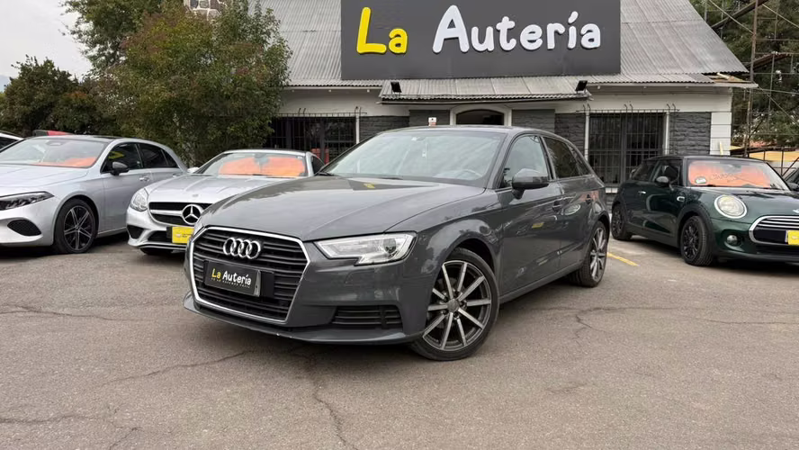 Audi A3 HB 1.4 AT  (2021)