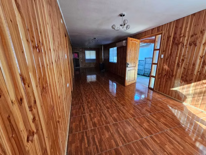 VENTA DE HERMOSA CASA EN VILCUN (161411)