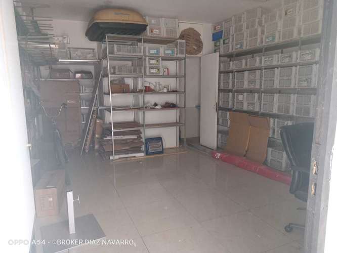 INVERSIONISTAS!! Venta local con arrendatarios (161412) - Imagen 13