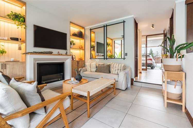 Casa en venta 4D/4B/3E Chicureo Colegio San Anselmo - Imagen 8