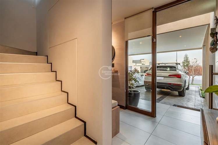 Casa en venta 4D/4B/3E Chicureo Colegio San Anselmo - Imagen 19