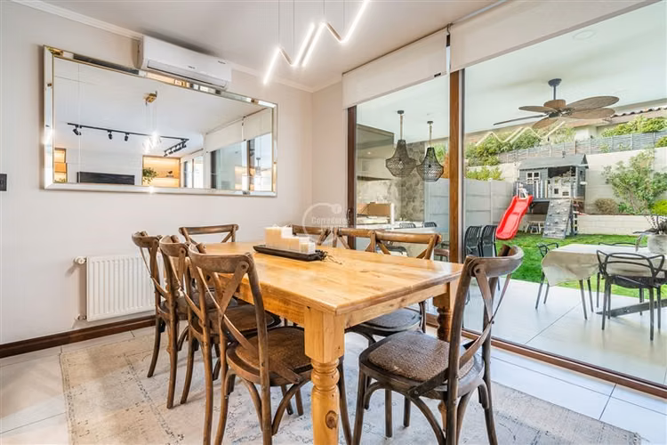 Casa en venta 4D/4B/3E Chicureo Colegio San Anselmo